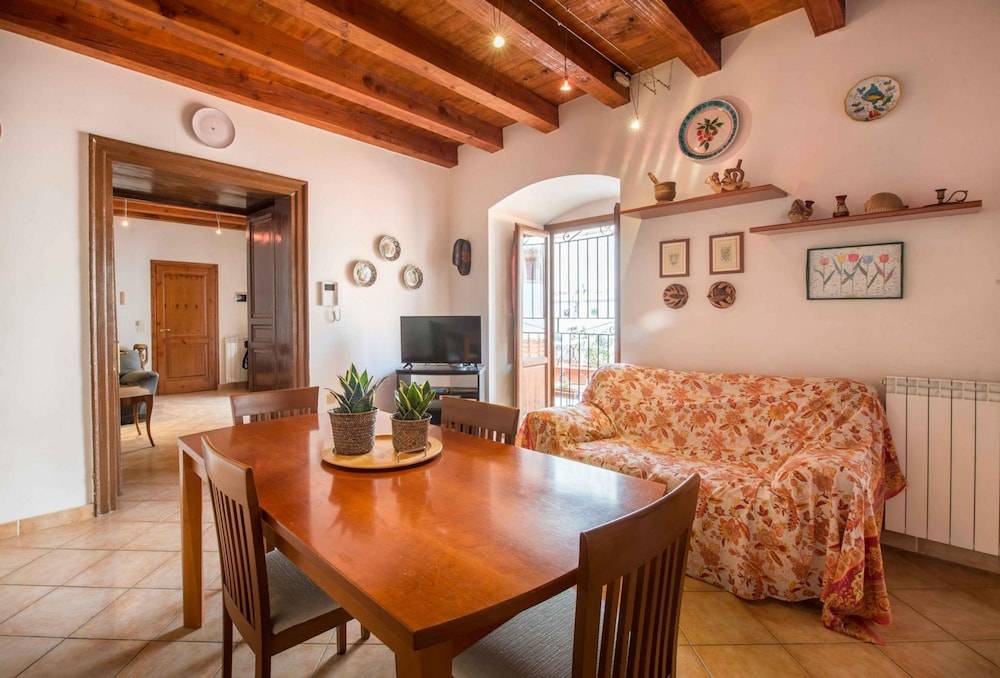 Nice Apartment in Palazzo Vatticani by Wonderful Italy 1