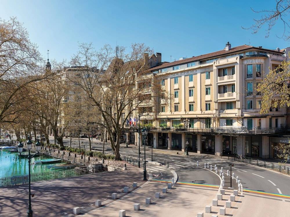 Le Splendid Hotel Lac D'Annecy - Handwritten Collection 1
