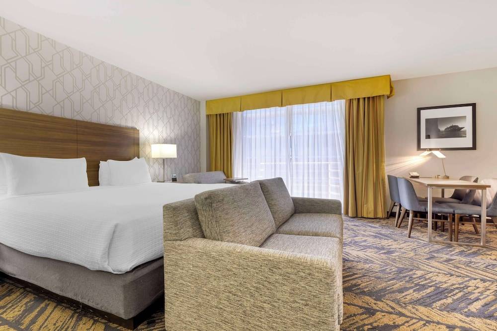 Best Western Plus Bayside Inn 1