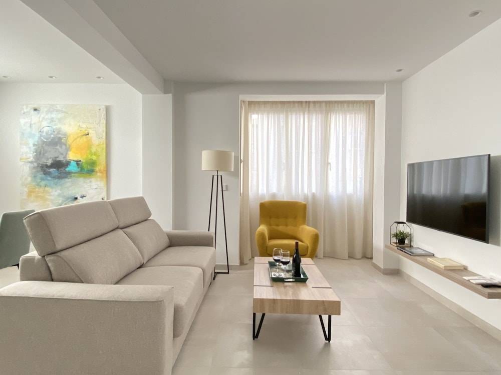 HNN GRANADA 1