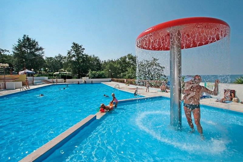 Camping Bijela Uvala 1
