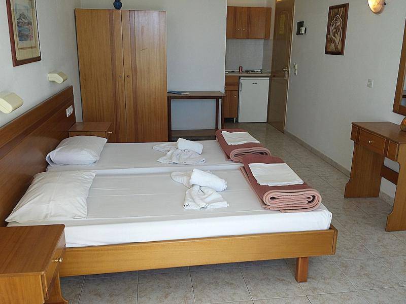Stella View - Adults Only 2