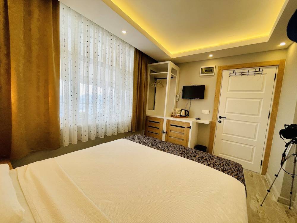YALI PANSİYON 1
