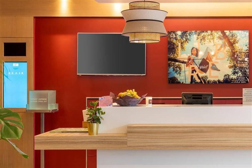 Four Points by Sheraton Paris Charles de Gaulle Airport 2
