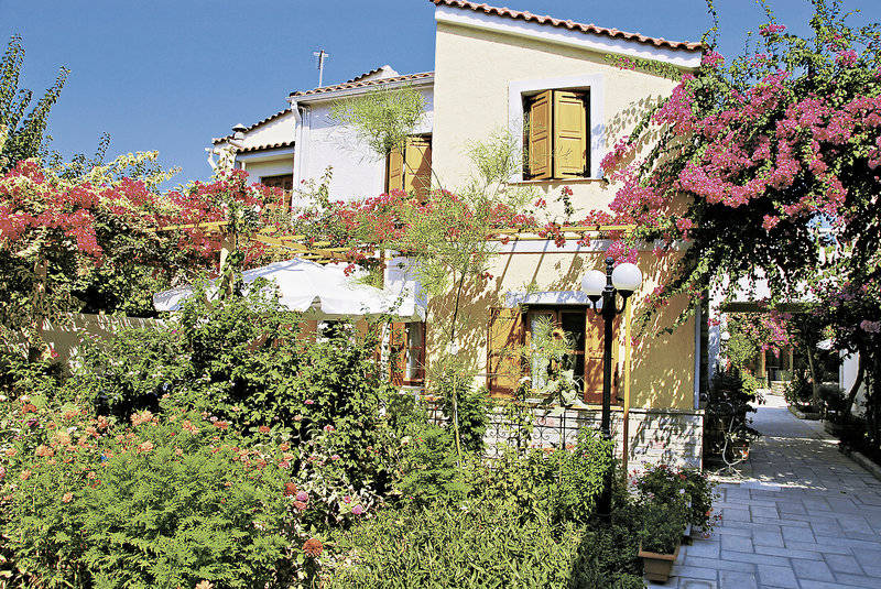 Hotel Olympia Village 1