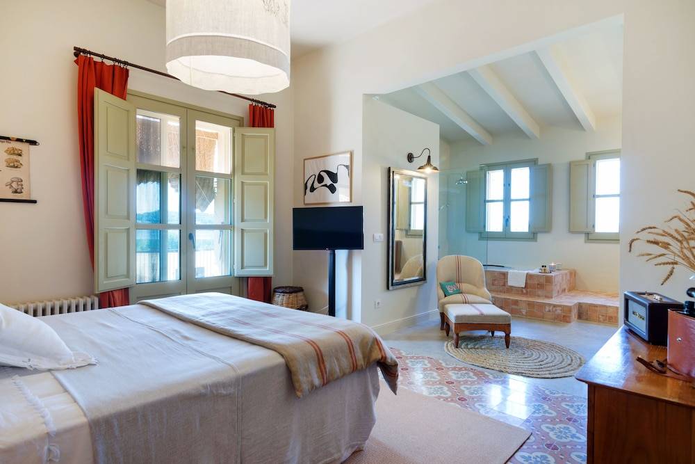 CAN CASI HOUSE 2