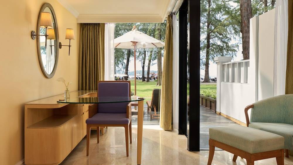 Dusit Thani Laguna Phuket 1
