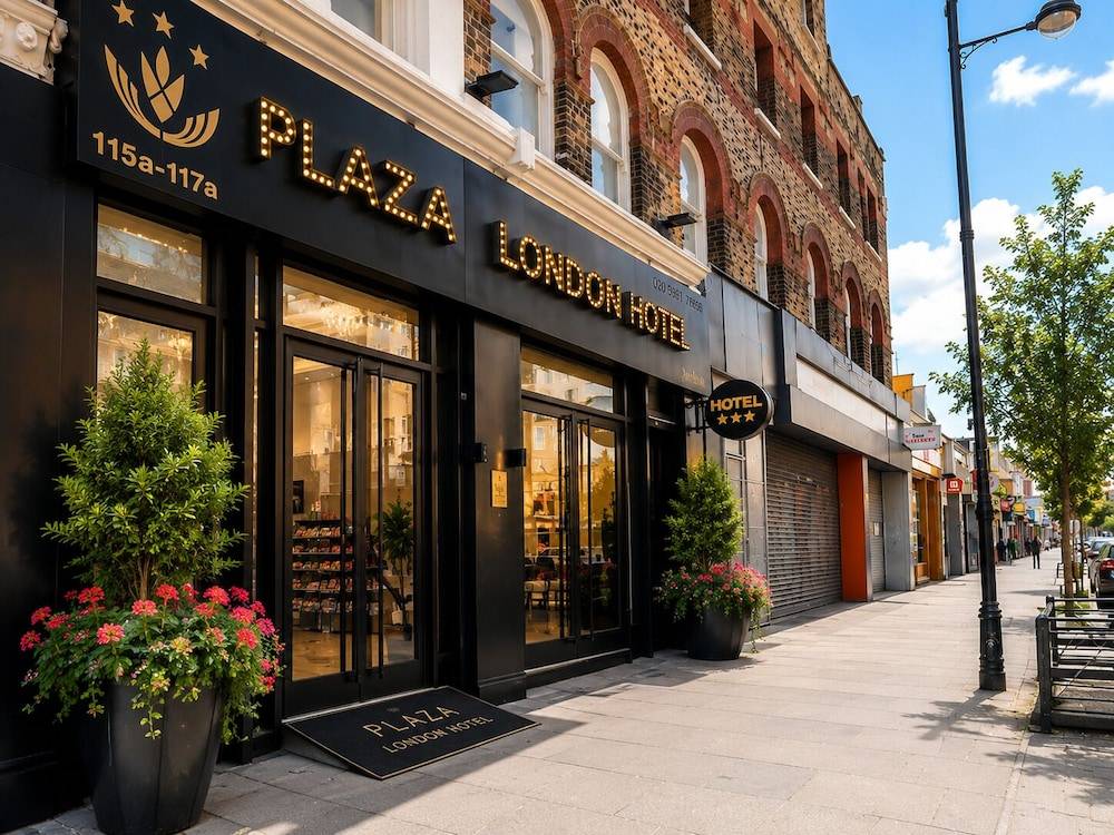 Plaza London Hotel 1