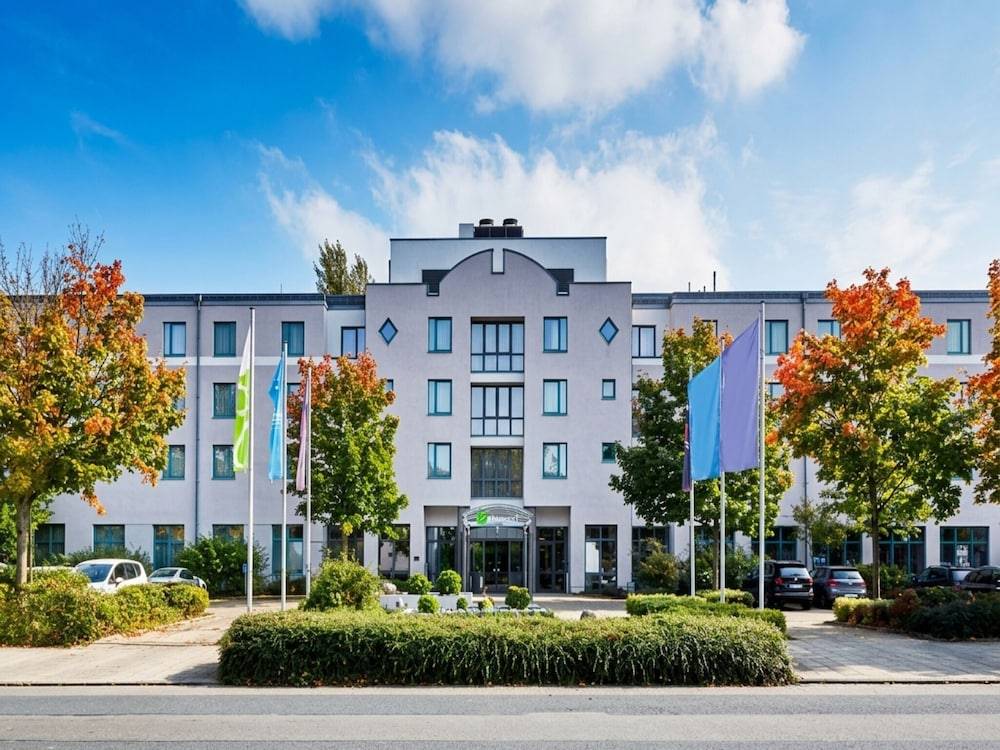 Sunday Hotel Hannover 1