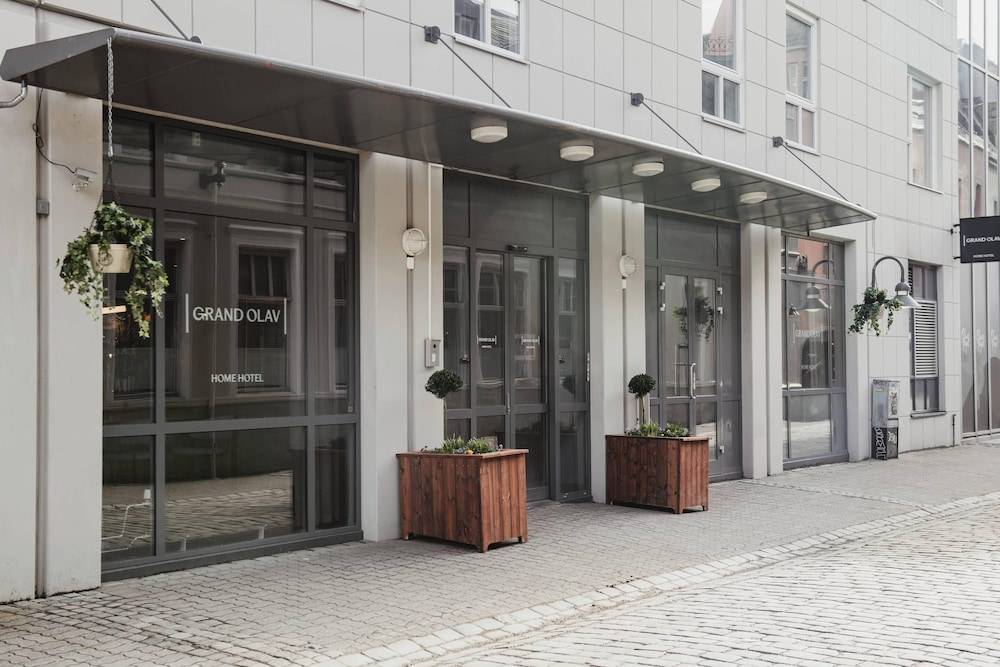 Home Hotel Grand Olav 1