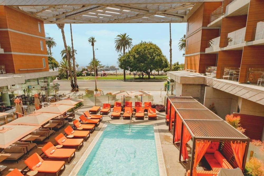 Shore Hotel 1