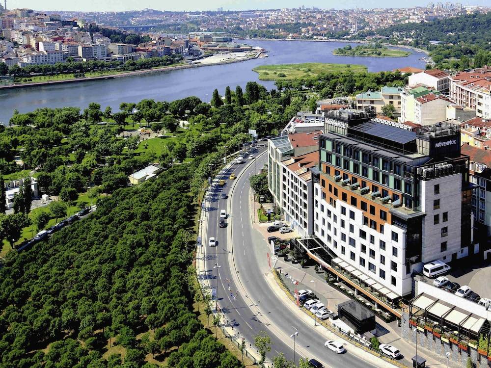 Mövenpick Istanbul Hotel Golden Horn 1