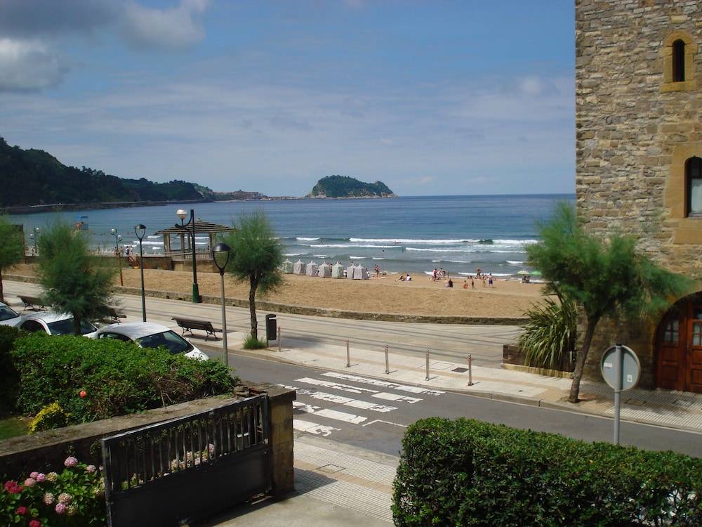Pensión Zarauz Playa 1