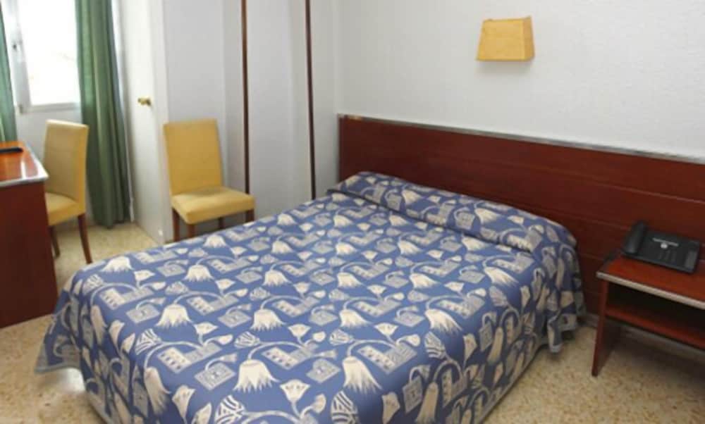 Hostal La Parrilla 2