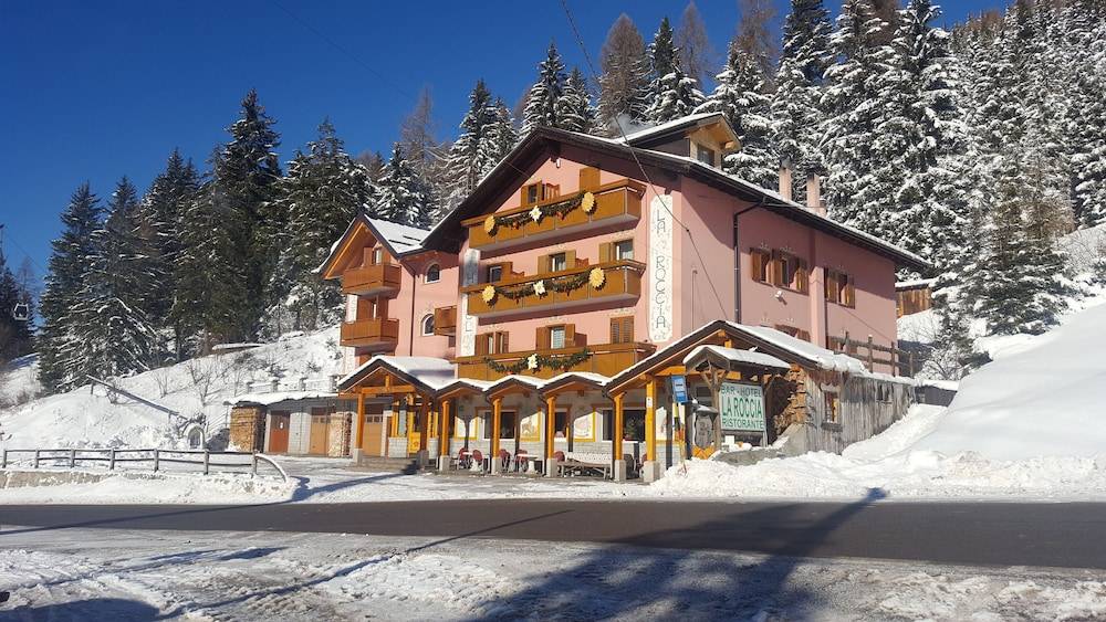 Hotel La Roccia 1