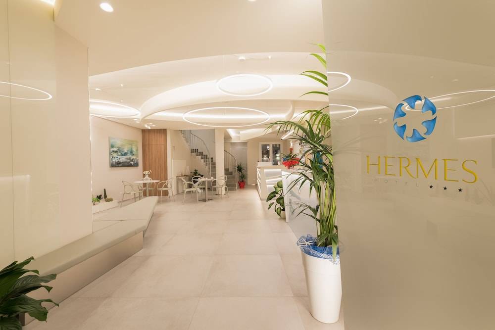 Hermes Hotel 1