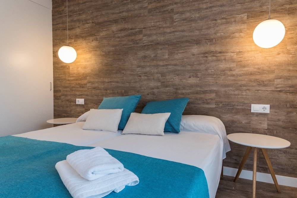 Apartamentos Playa Canutells 2