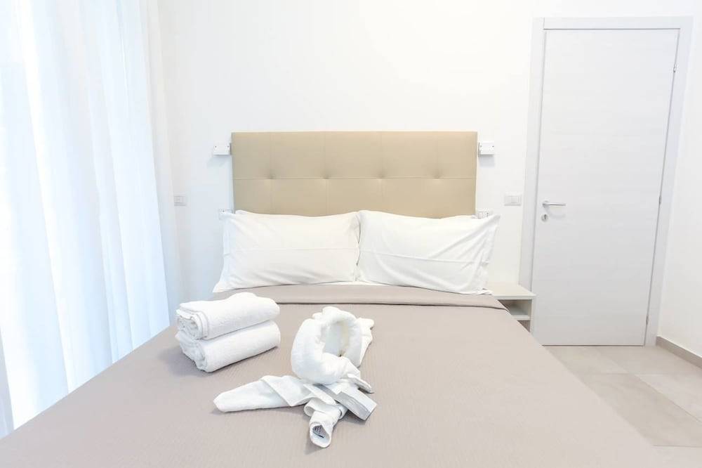 Hotel Tourist Meuble 2
