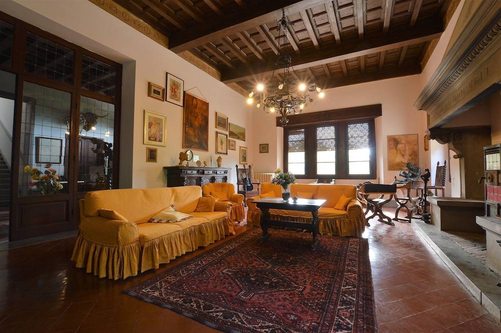 Villa Le Querciolaie 2