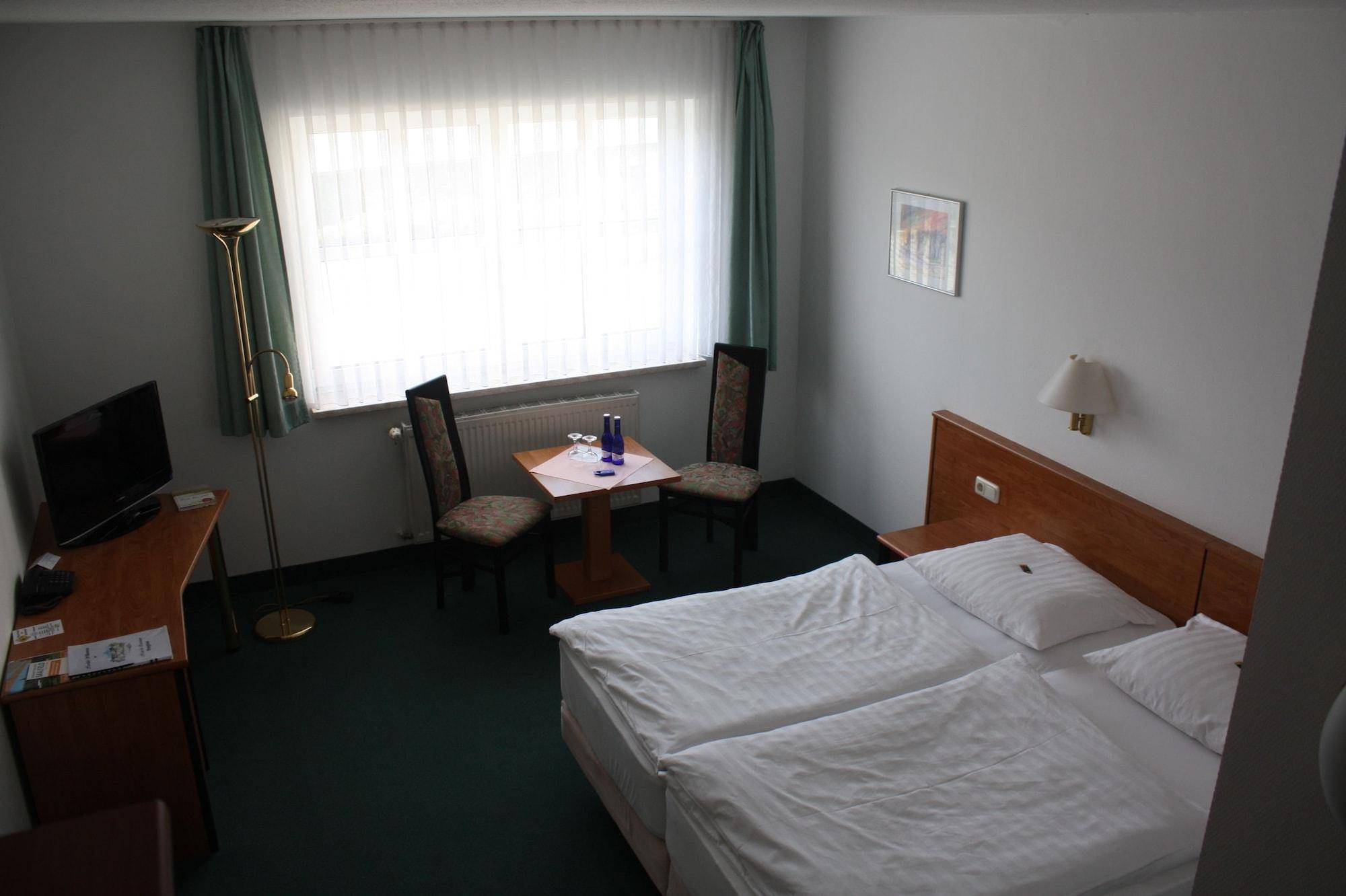 Hotel & Restaurant Bergfried 1