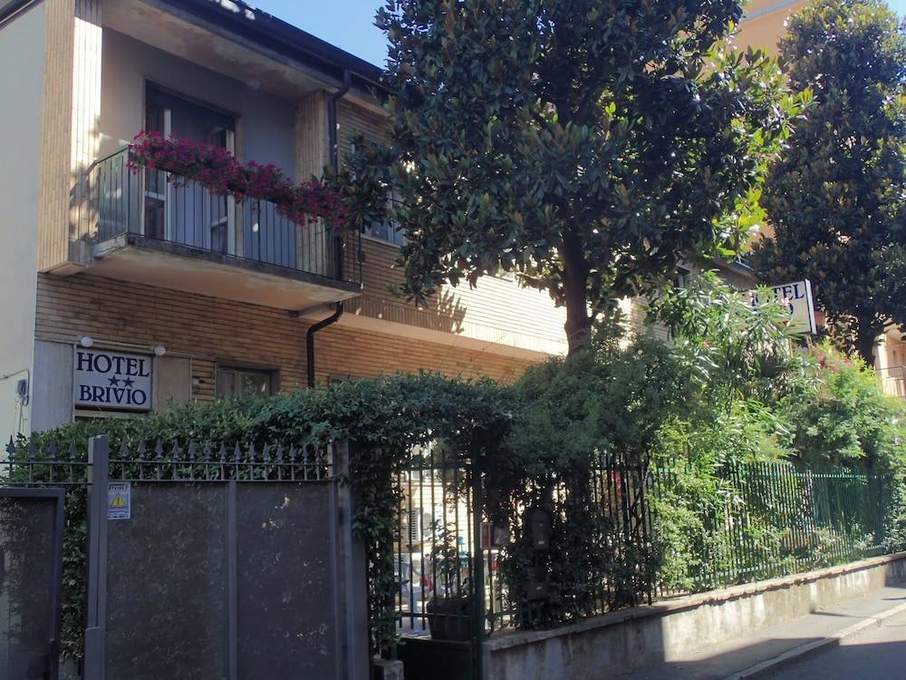 Hotel Brivio 1