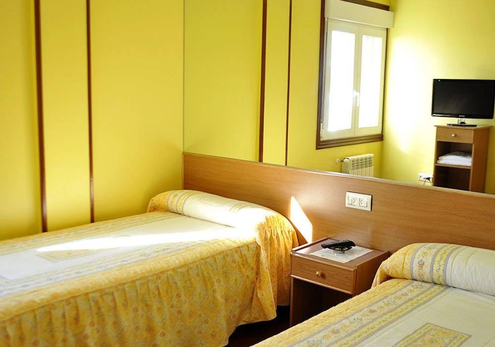 Hostal Residencia Bahía 2