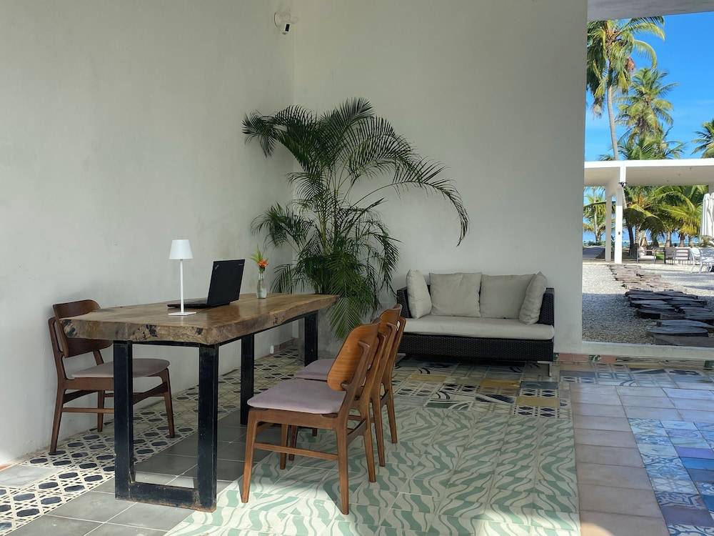The Palm Bay Club Lodge 2