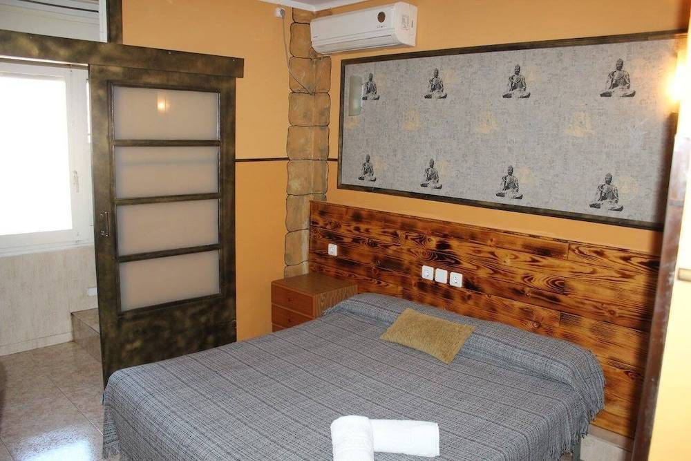 Hostal Isla Cristina Mataro 1