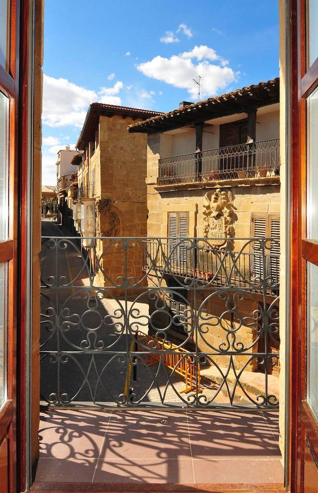 Hotel Boutique Casona del Boticario 1