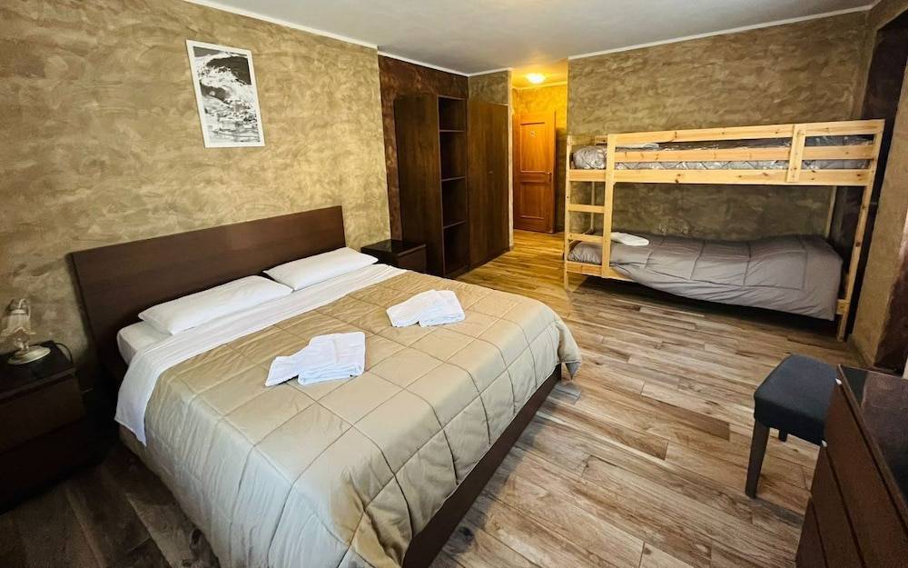 San Luigi - Rooms & Apartments 2