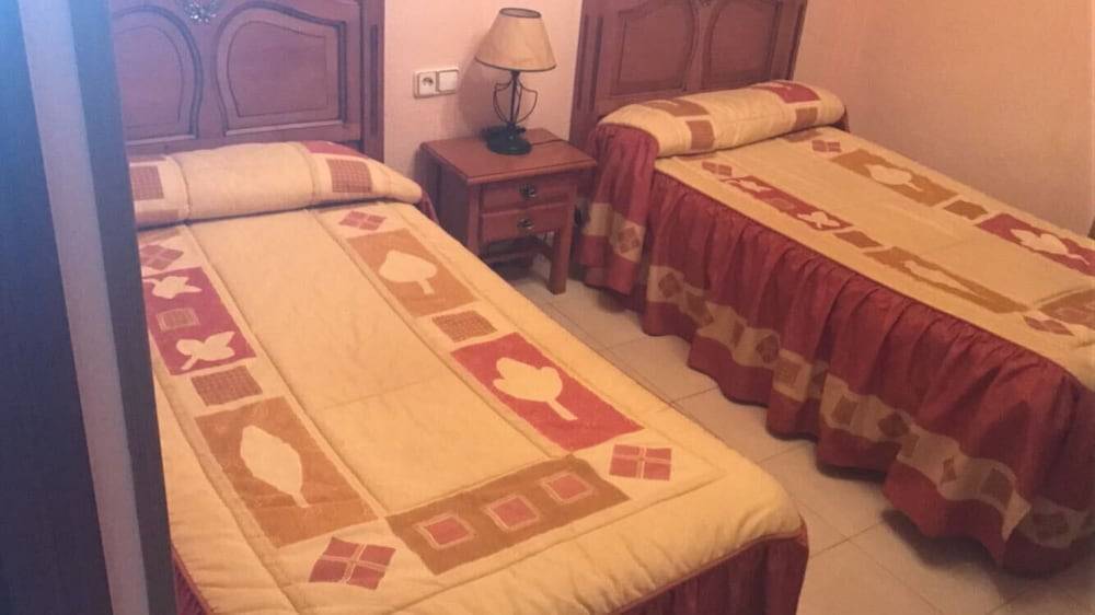 Hostal Monica 2