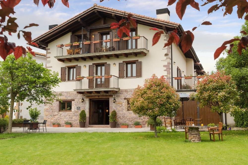 Hotel Rural Iribarnia 1