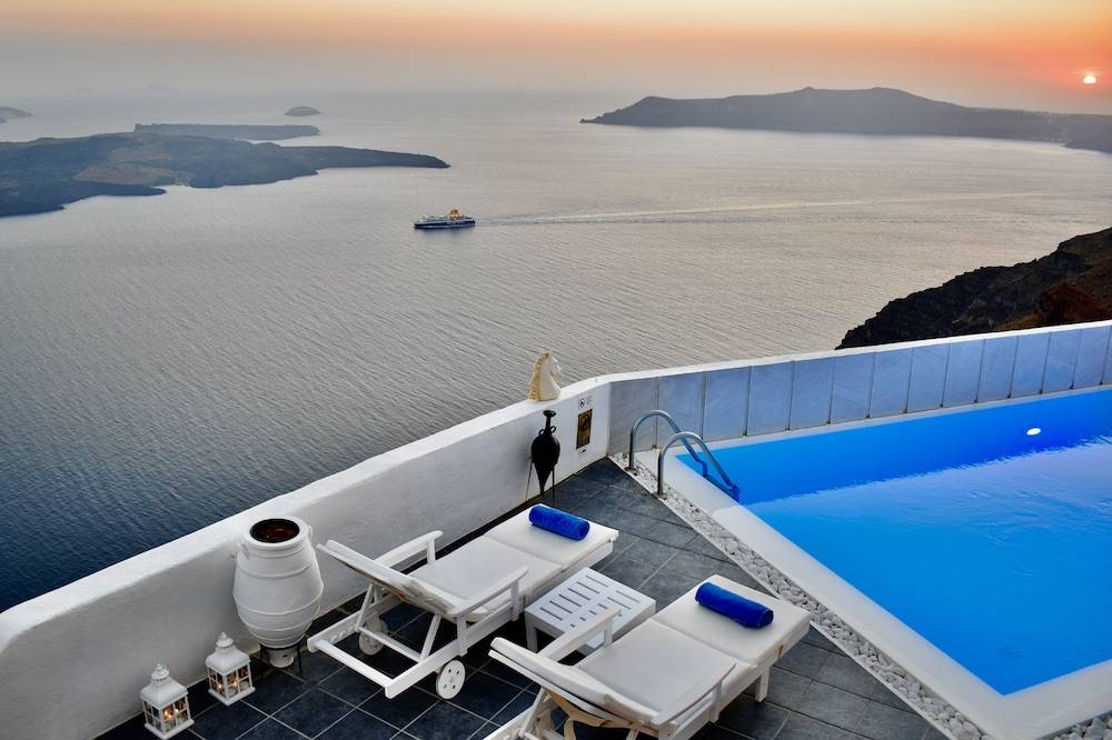 Aeolos Art & Eco Suites Adults Only 1