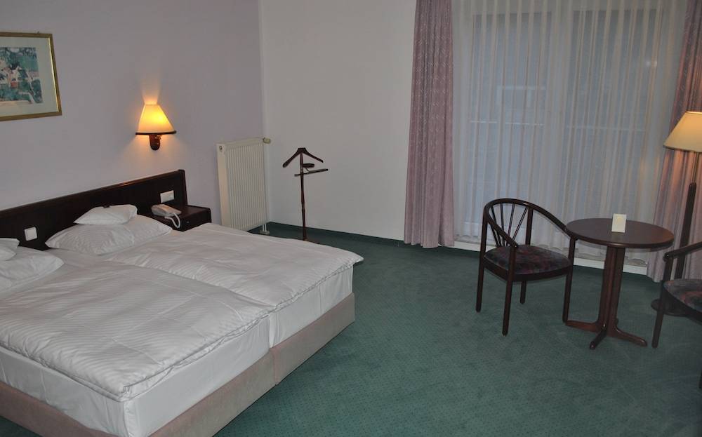 Heidehotel Lubast 2