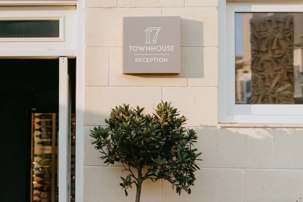 Townhouse17 Boutique Bed & Breakfast 2