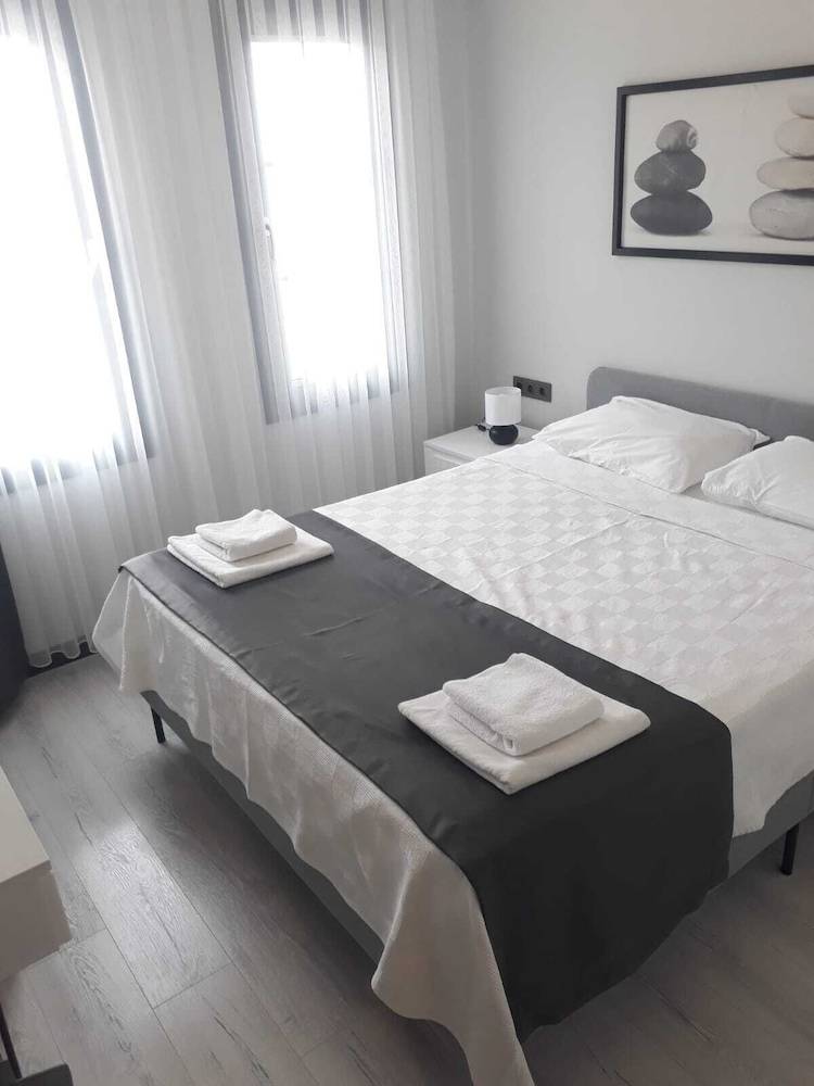 Cicek Apart Hotel 2