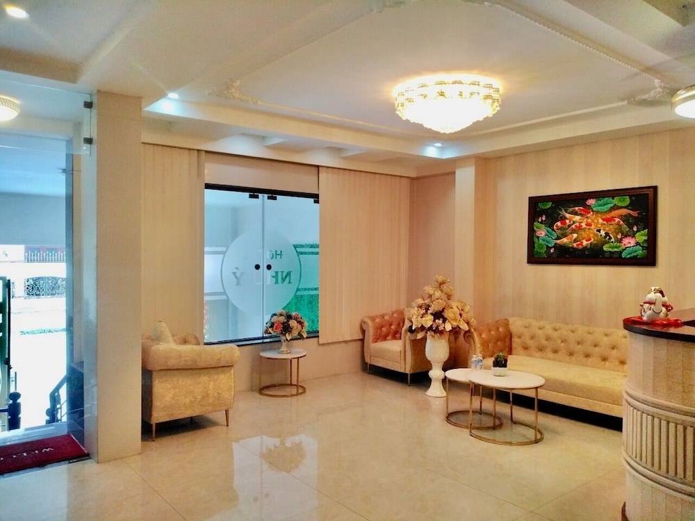 Nhu Y Hotel 1