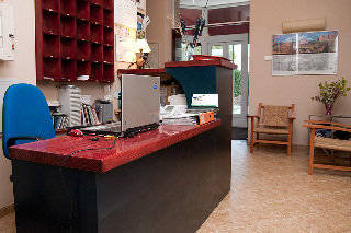 Hotel Villa de Ayerbe 2