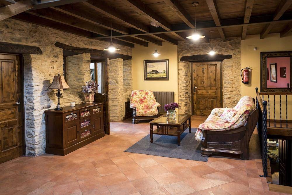 Hotel Rural Casona Trabadelo 1