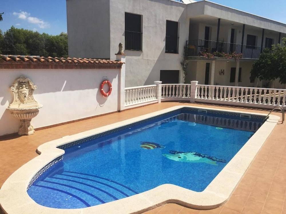 Hotel Bon Lloc 1