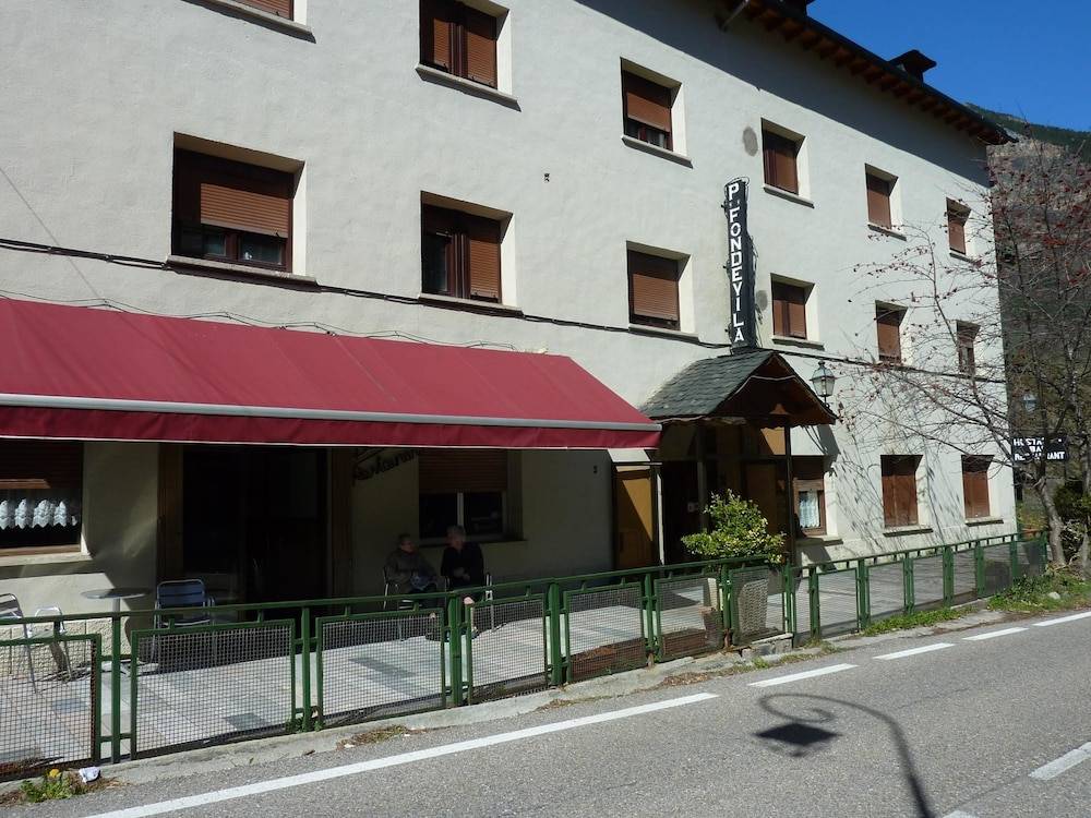 Hostal Fondevila 1