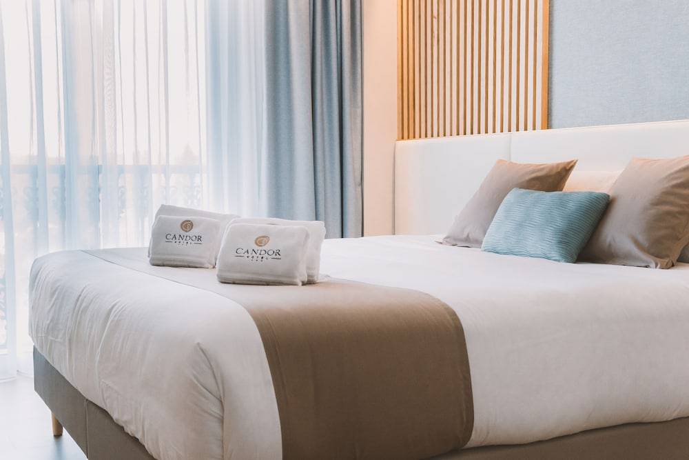 HOTEL CANDOR 1