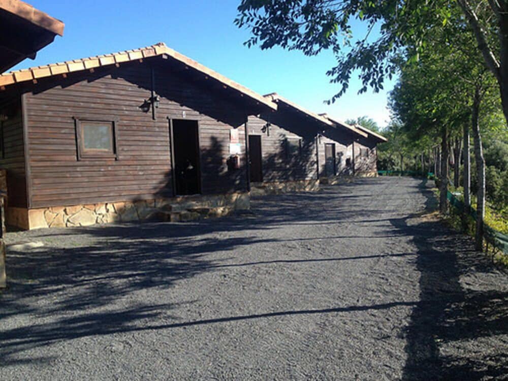 Casa Rural Fausto Camping Cerca de Dinópolis 1