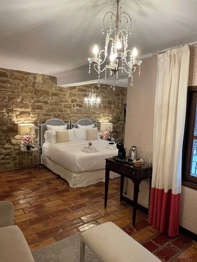 The Manor House 2
