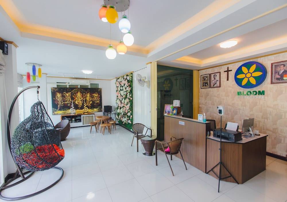 Bloom Guesthouse 2