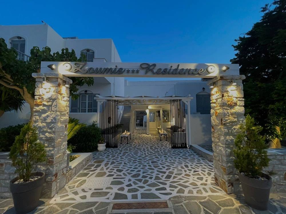 Zoumis Residence 2
