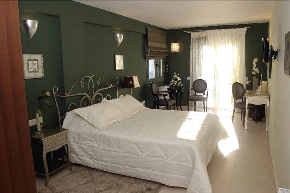 Aerinon Guesthouse 2
