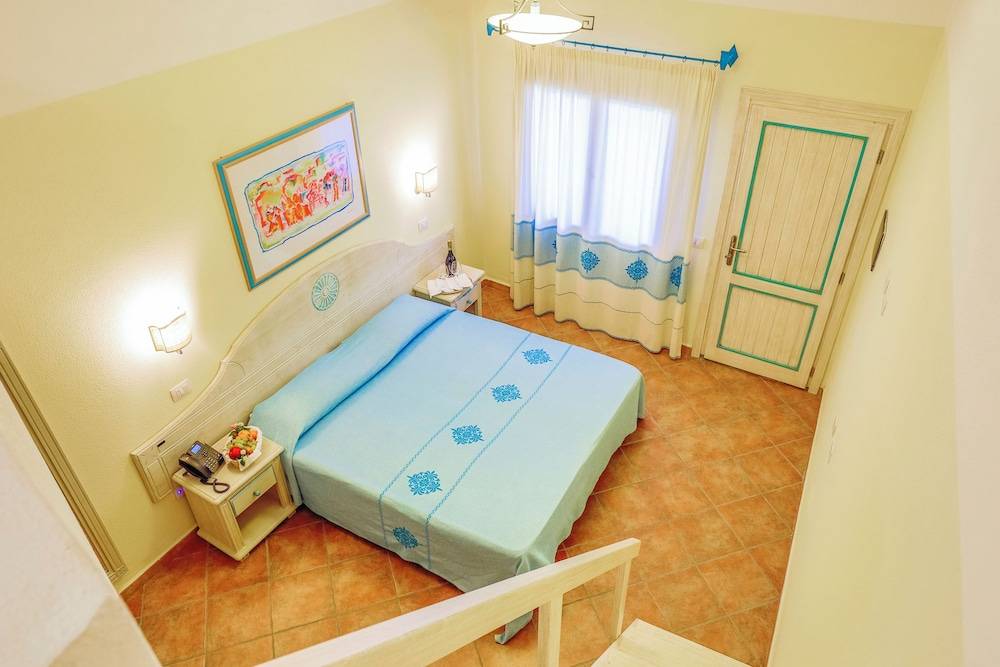 Nicolaus Club Li Cucutti 1