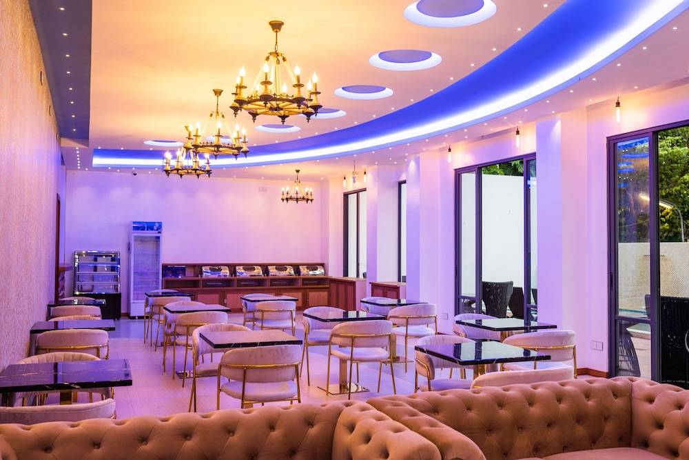 Ari Grand Hotel & Spa 1