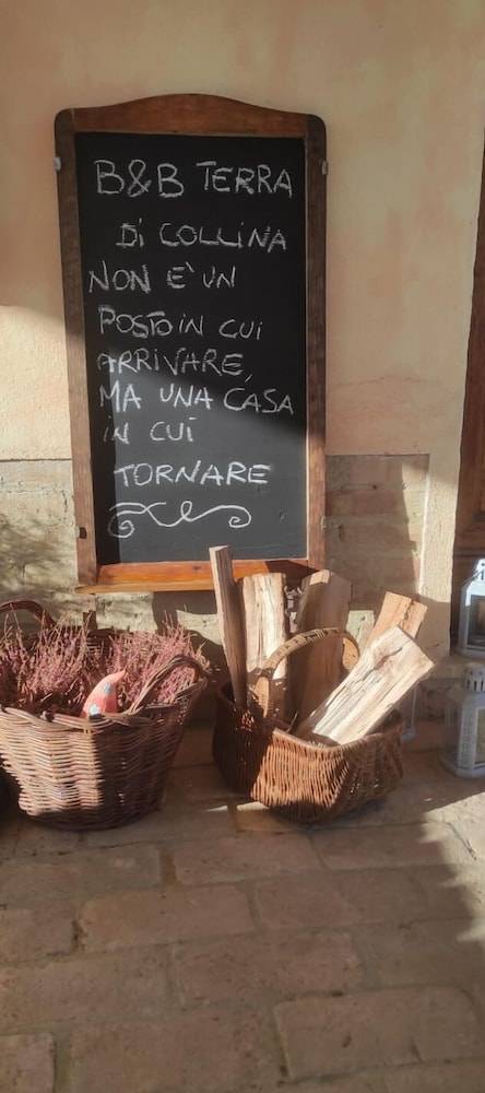B&B TERRA DI COLLINA biker friendly-pool-sauna-jacuzzi 2